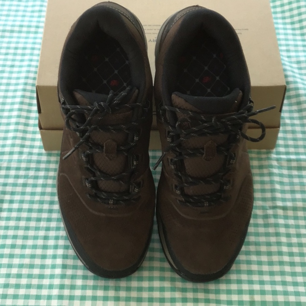 New Balance shoes—779v1, men’s size 12D